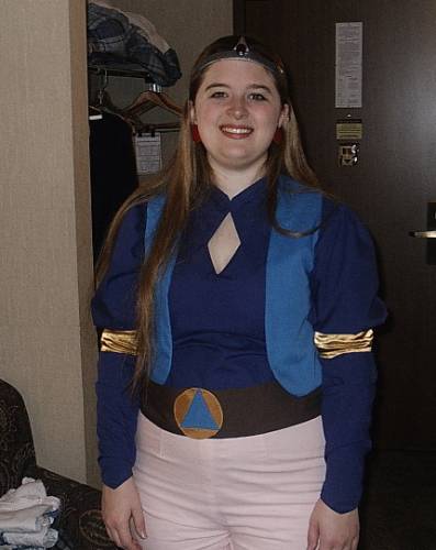 Me in the hotel room at A-kon, getting ready to leave.